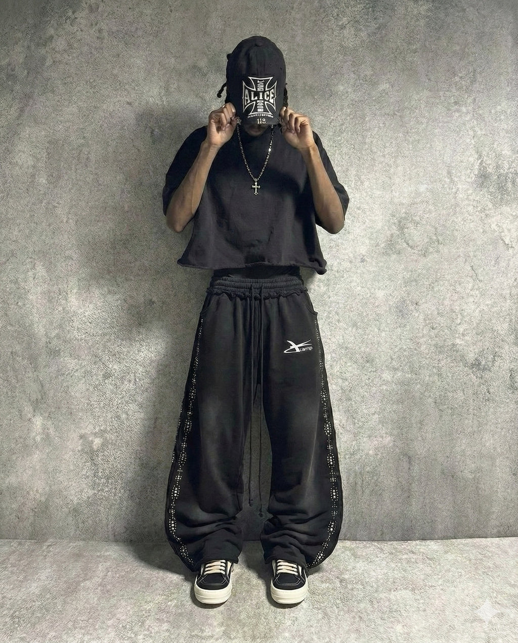 OBSIDIAN SWEATPANTS